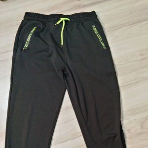 Trendz Women’s Joggers Size Small- Black and Green